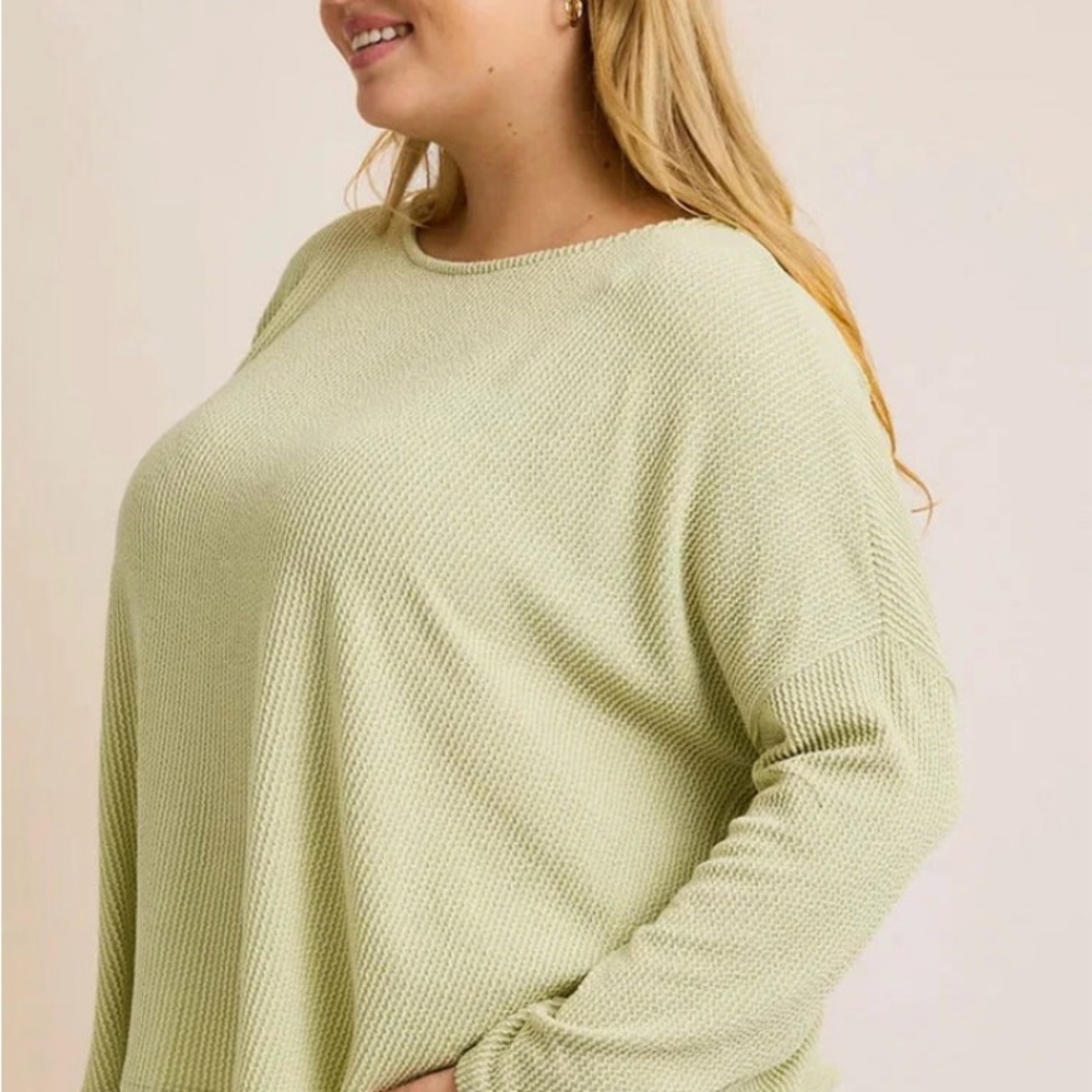 Gilli Top: Plus Size Top. Oversized Comfy Waffle Knit in Sage Green - Picture 2 of 10